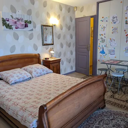 3 Chambres-disneyland Paris 4* Saint-Thibault-des-Vignes